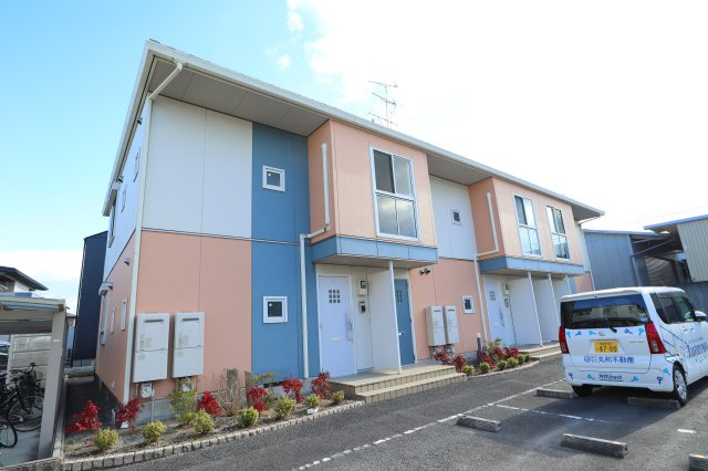 ＰｉｎｅＲｏｏｔｓ良福寺Ａの外観