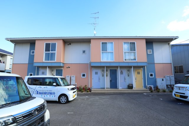 ＰｉｎｅＲｏｏｔｓ良福寺Ａの外観