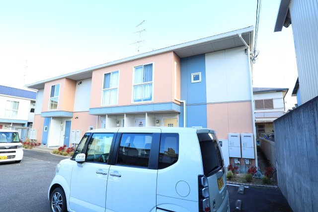 ＰｉｎｅＲｏｏｔｓ良福寺Ａの外観