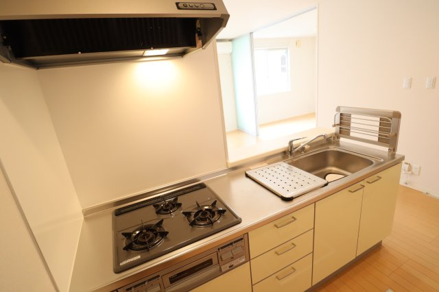 ＰｉｎｅＲｏｏｔｓ良福寺Ａのキッチン