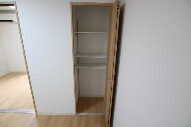 クレアール五位堂の収納