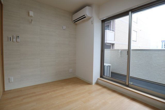 クレアール五位堂の洋室