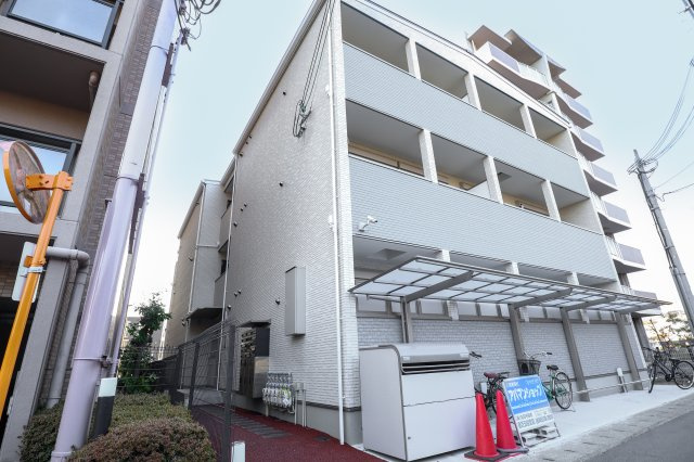 クレアール五位堂の外観