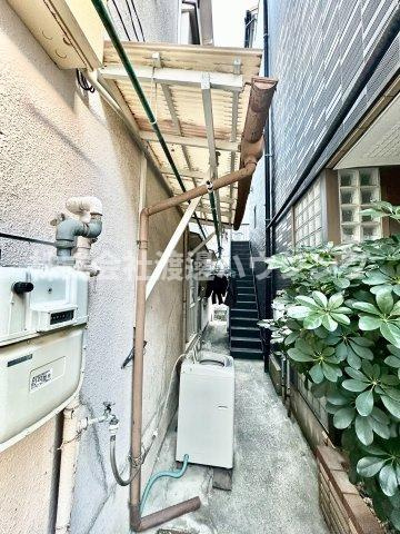 上田荘のバルコニー|共用バルコニー