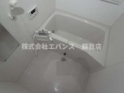 【浴室】 | ラ・プルミエール | コンパクトで使いやすいお風呂です