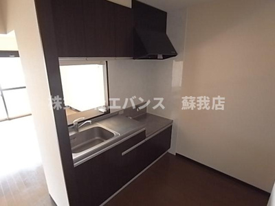 【キッチン】 | ラ・プルミエール | きれいなキッチンです