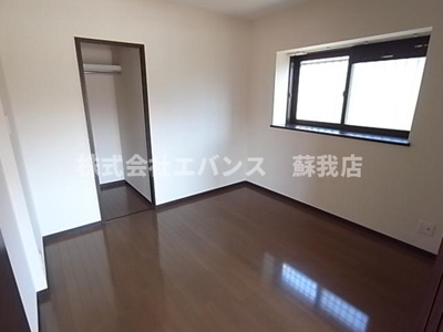 【居間・リビング】 | ラ・プルミエール | 使いやすい居間です