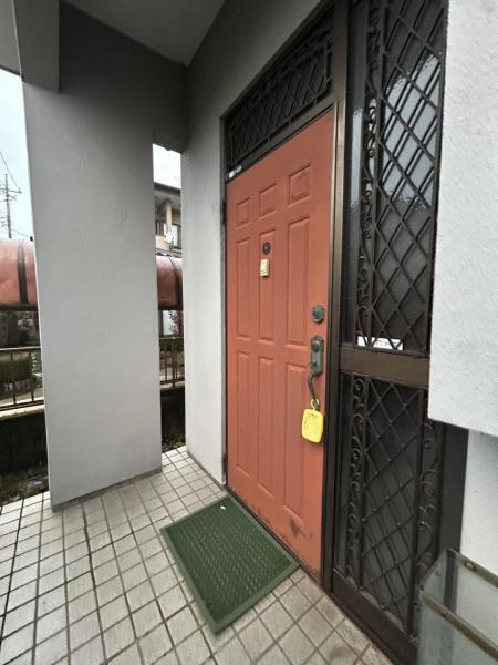 宇都宮市横山１丁目　4ＬＤＫ　中古住宅の玄関