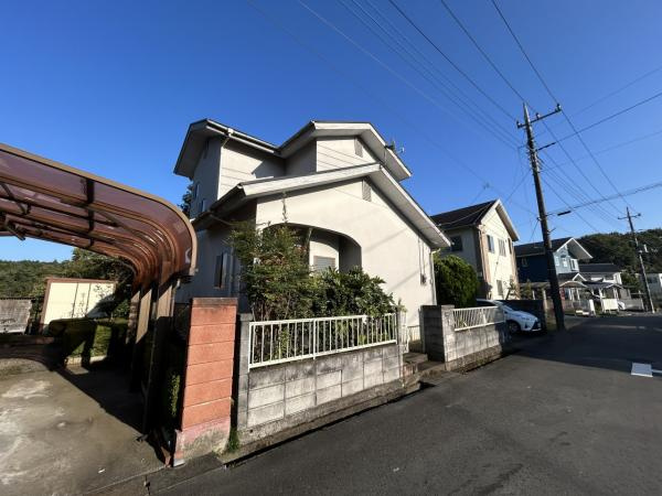 宇都宮市横山１丁目　4ＬＤＫ　中古住宅の前面道路含む現地写真
