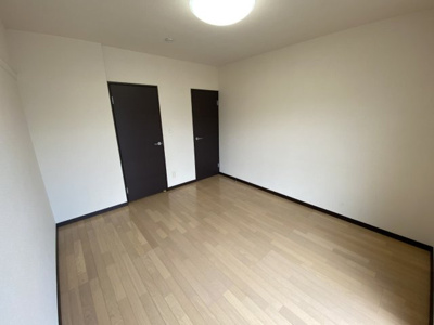 【居間・リビング】 | レオネクスト八代福正Ⅰ | 設備・仕様は号室により異なる為、現況を優先致します。