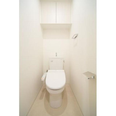 【トイレ】 | ヴェルデコート西新宿 | ※写真は同タイプ住戸です。
