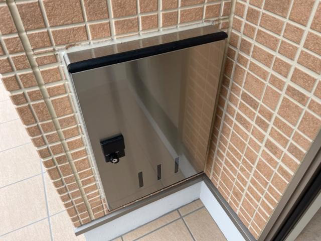 ウィスタリアの内装|宅配ボックス