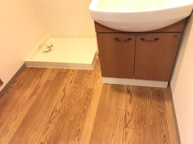 サンプレス市場木の洗面所|洗面所