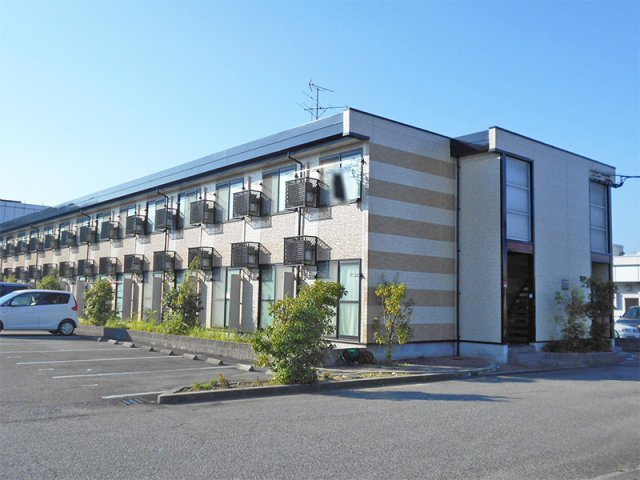 レオパレスドエル２１の外観