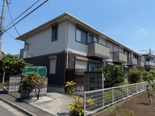 西東京市泉町１丁目のアパート