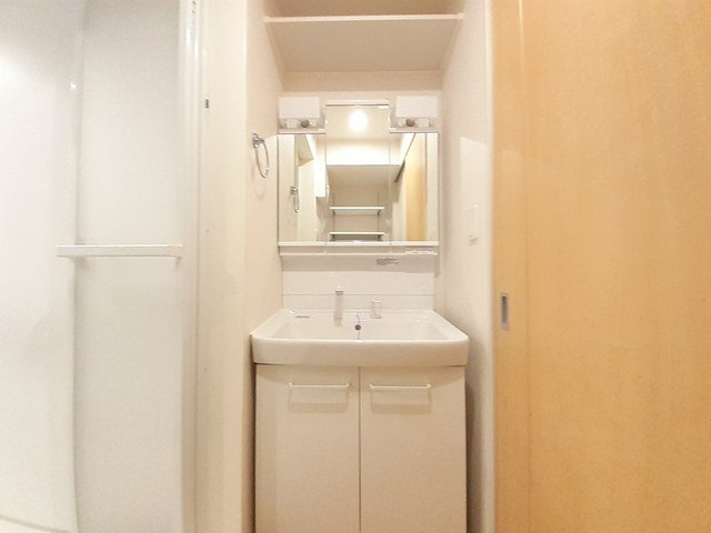 グランリーオ・Ｒ　Ⅴの洗面所|スペースが確保できる洗面所です