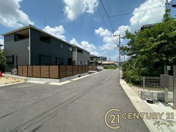 大和高田市大字大中の売地の前面道路含む現地写真