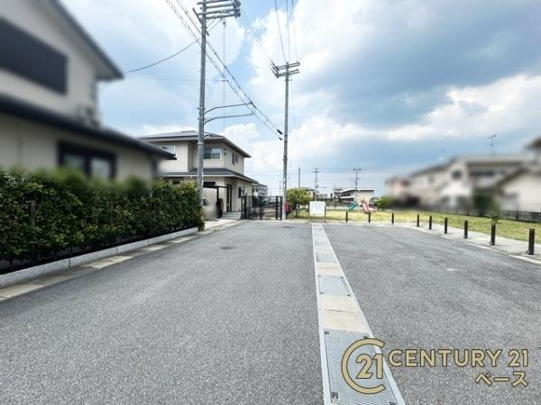 橿原市城殿町　一戸建の前面道路含む現地写真|■現地撮影写真■落ち着いた雰囲気の閑静な住宅地内です！