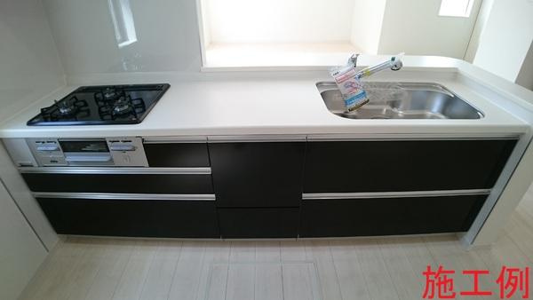 碧南市志貴町3丁目　全3棟・1号棟のキッチン|施工例
