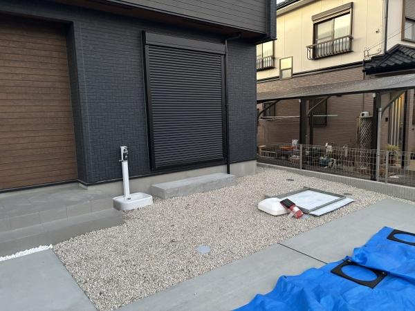 豊田市丸山町4丁目　全2棟・2号棟の庭|ウッドデッキやBBQ。想像が膨らむお庭