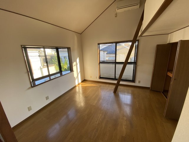 フロンティアの居間・リビング