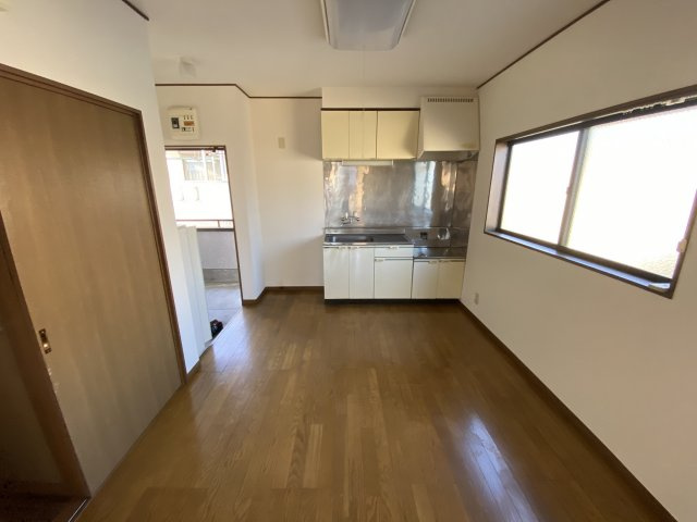 フロンティアのキッチン