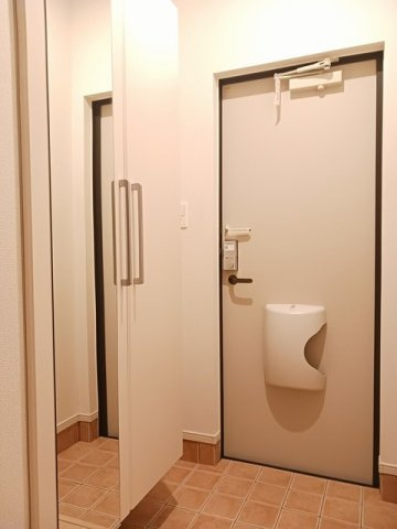 ベル　カンフリエの玄関