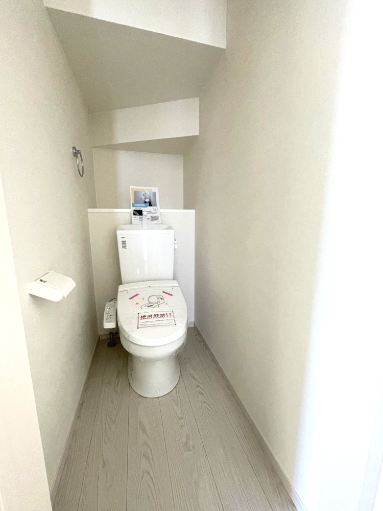 岡山市中区倉富　戸建てのトイレ|1階トイレの様子です。