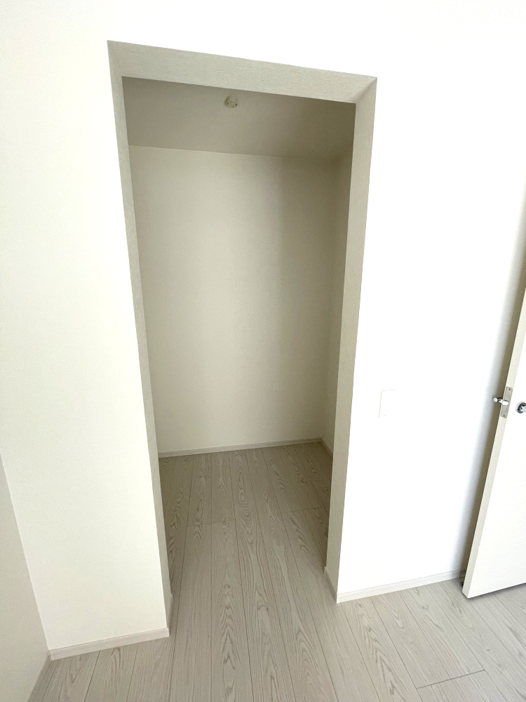 岡山市中区倉富　戸建ての収納|収納豊富なウォークインクローゼットがあります。