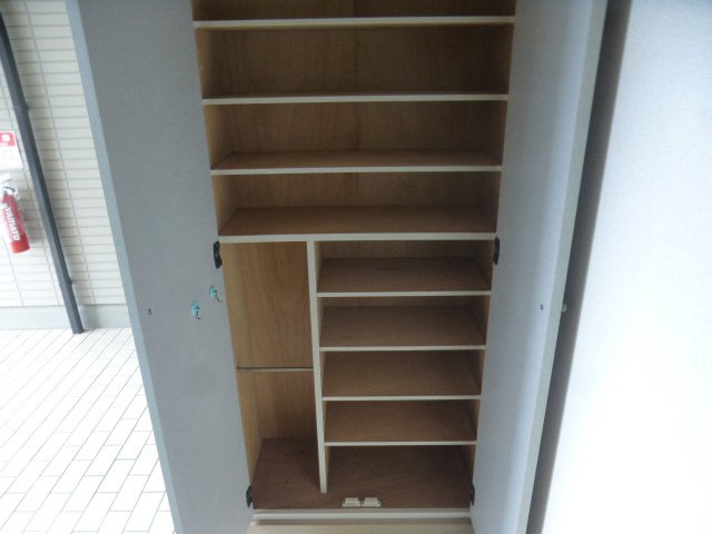 ディアス花北　A棟の収納