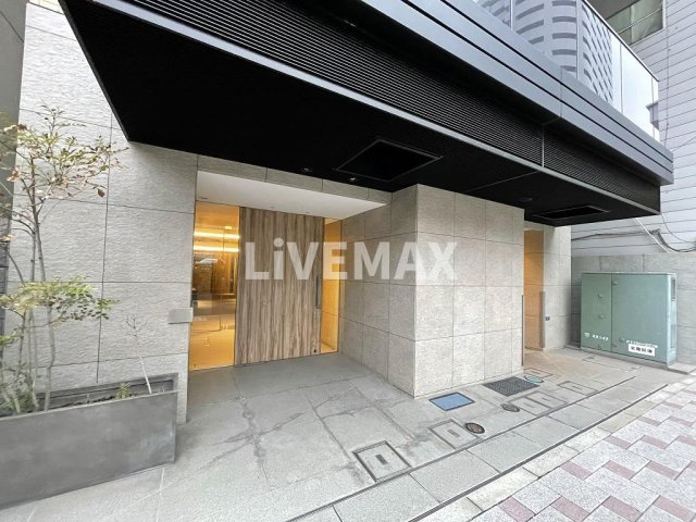 【エントランス】