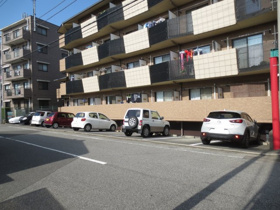 スチューデントハイツ昭和駐車場の画像