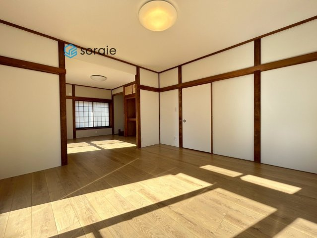 入間市南峯　中古戸建の居間・リビング|令和8年1月27日撮影。