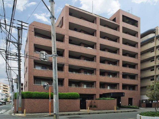 ROOX高宮の外観