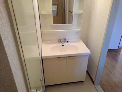 【洗面所】 | パレス上大野 | コンパクトで使いやすい洗面所