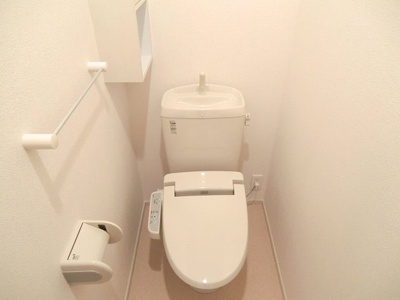 【トイレ】 | アルマーセンⅡ | コンパクトで使いやすいトイレです