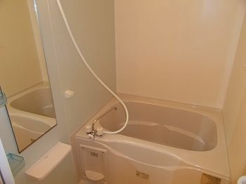 【浴室】 | サン　ツインズ　Ａ | 落ち着いた空間のお風呂です