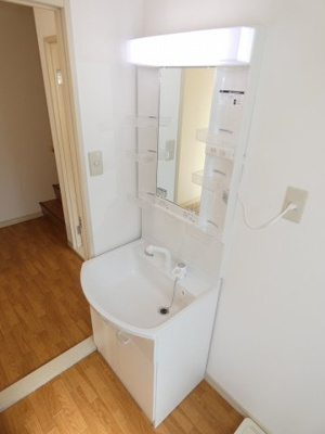 【独立洗面台】 | 武蔵野ハイネス | 忙しい朝に便利なシャンプードレッサー付