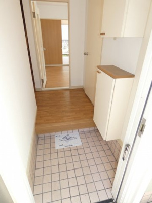 【玄関】 | 武蔵野ハイネス | 落ち着いた玄関です