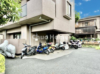 【駐車場】 | メイツ新小岩親水公園 | 【バイク置場】最新の空き状況や費用などの詳細は担当スタッフまでお問い合わせください。