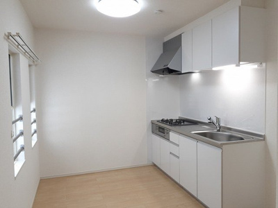 【キッチン】 | カーサ・カメリア