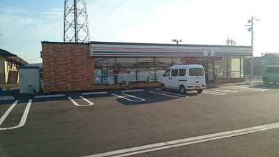 【周辺】 | アンベリール | セブンイレブン南篠崎2丁目店まで300m