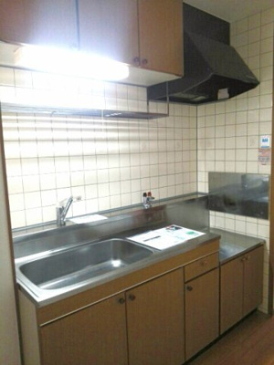 【キッチン】 | プリムローズ | コンパクトなキッチンで掃除もラクラク