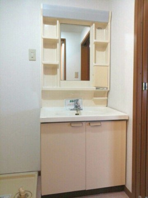 【洗面所】 | プリムローズ | 洗面所です