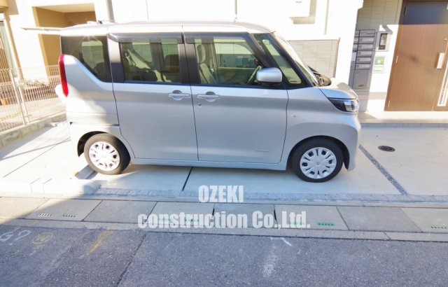 ルベルコートの駐車場