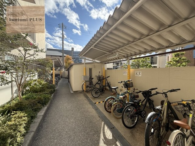 都島パーク・ホームズの駐輪場