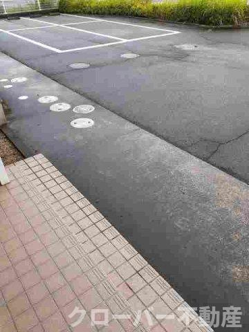 ミレニアムパークＢの駐車場