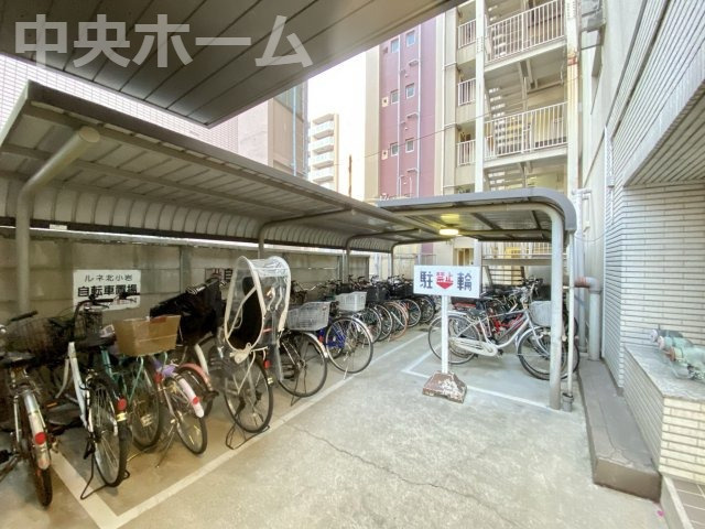 ルネ北小岩の駐輪場|【自転車置き場】最新の空き状況や費用などの詳細は担当スタッフまでお問い合わせください。