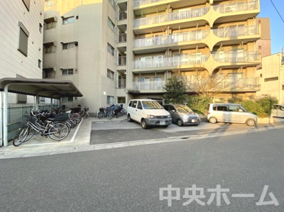 【駐車場】 | ルネ北小岩 | 【敷地内駐車場】最新の空き状況や費用などの詳細は担当スタッフまでお問い合わせください。