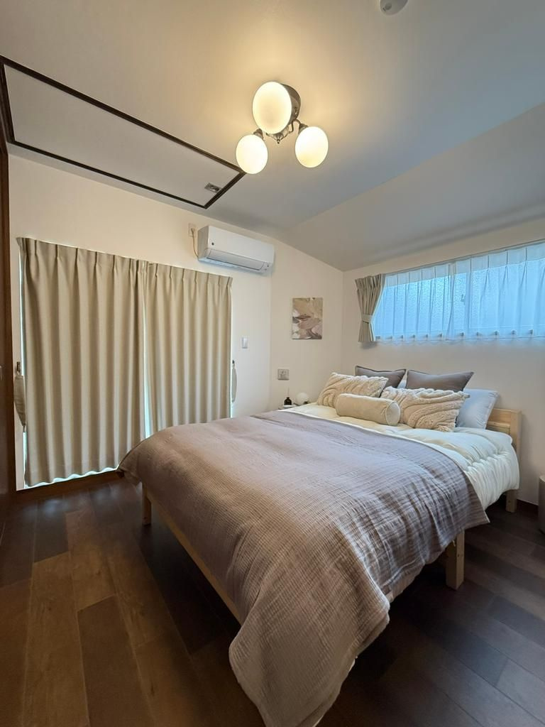 新宿区四谷4丁目　中古戸建の洋室|現地ご見学希望・資料請求などお気軽にお問い合わせ下さい！
03-5990-5201